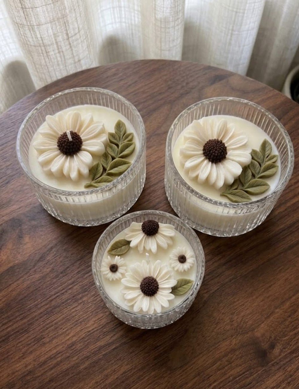 Daisy Scented Soy Wax Candles